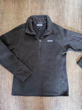 Patagonia Women’s half zip better sweater in black , size small